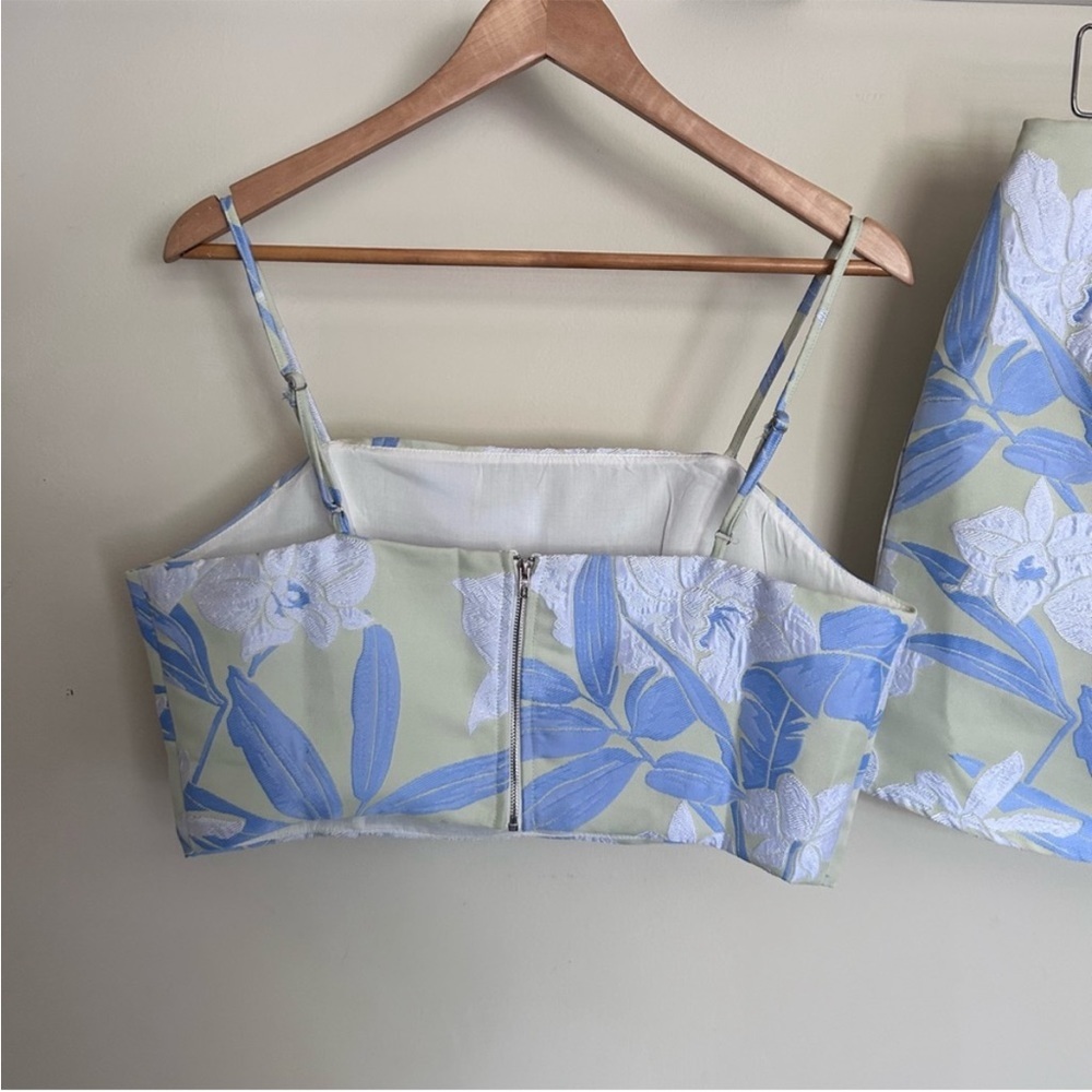 Pink Lily Blue and White Floral Two-Piece Skirt Set - Picture 5 of 11